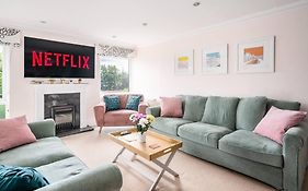 Stunning 4 Bedroom House In Central Bath